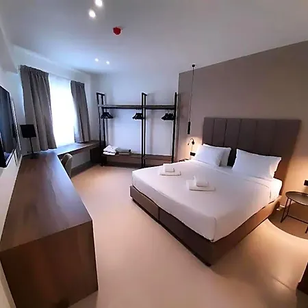 Elite Centre Hotel 3*