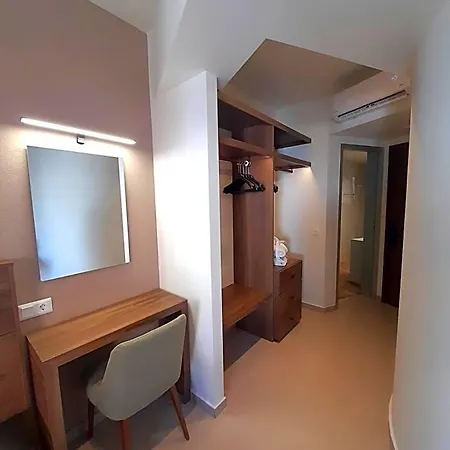 Elite Centre Hotel 3*